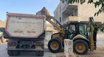 Batman'da Metruk Yapıların Yıkım Çalışmaları Devam Ediyor