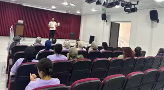 Batman'da Engelli Aktif Yaşam Merkezi Personeline 'Temel Afet Bilinci' Eğitimi Verildi
