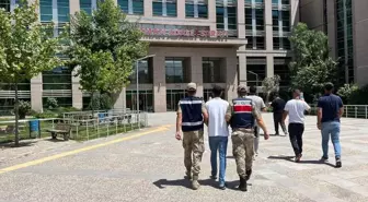 Batman'da 15 Yıl Hapis Cezası Bulunan Firari Hükümlü Yakalandı