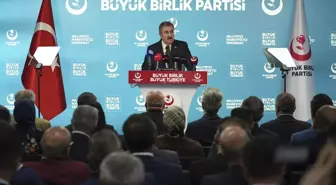 Mustafa Destici'den İsrail'in Saldırısına Tepki ve Çocuk Yaşta Suçlar Üzerine Öneriler