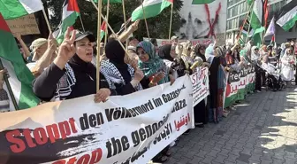 Berlin'de Filistin'e Destek Gösterisi Düzenlendi