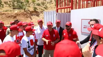 Beşiktaş U-16 Takımı, Gabar'daki petrol sahasını ziyaret etti