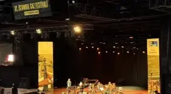 Max Richter, 32. İstanbul Caz Festivali'nde Sahne Aldı