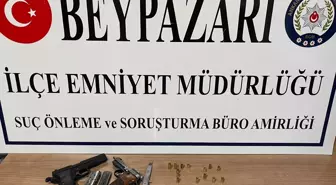 Beypazarı'nda 3 Şüpheliyi Ruhsatsız Tabancalarla Gözaltına Aldı