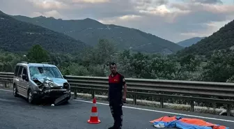 Bilecik'te Motosiklet ve Hafif Ticari Araç Çarpıştı: 1 Ölü, 5 Yaralı