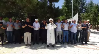Bilecik'te orman yangınında şehit olanlar için gıyabi cenaze namazı kılındı