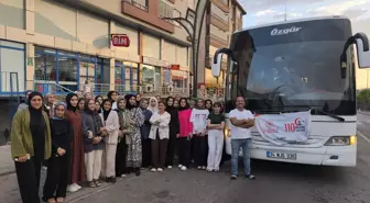 Çanakkale İçin 42 Kız Öğrenci Uğurlandı
