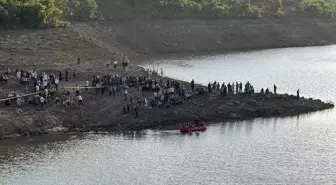 Bingöl'de Barajda Kaybolan 17 Yaşındaki Çocuğun Arama Çalışmaları Devam Ediyor