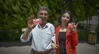 Baba-Kız Üniversite Heyecanı: 50 Yıl Sonra Birlikte Eğitim Alıyorlar