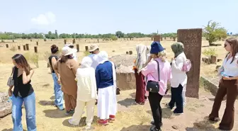 Ahlat'ta Medya, Kültür Sanat ve Turizm Buluşmaları Düzenlendi