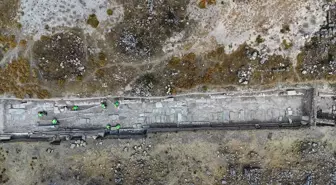 Blaundos Antik Kenti'nde Roma Dönemine Ait Su ve Kanalizasyon Sistemi Ortaya Çıktı