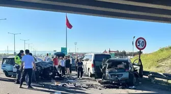 Bolu'da 4 Araçlı Trafik Kazasında 1 Kişi Hayatını Kaybetti