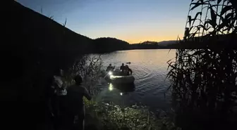 Bolu'da Gölette Kaybolan Genç İçin Arama Kurtarma Çalışmaları Başlatıldı