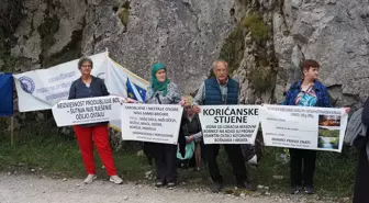 Bosna Hersek'te 33 Yıl Sonra Koricanske Kayalıkları'nda Anma Töreni Düzenlendi