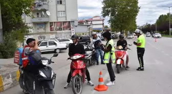 Boyabat'ta Güvenli Motosiklet Sürüşü Etkinliği Düzenlendi