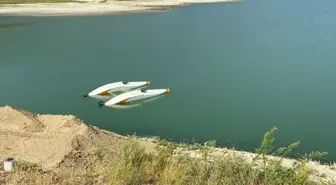 Burdur'da Uçak Kaza Kırıma Uğradı, Pilotlar Kurtarıldı