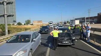 Bursa'da Zincirleme Trafik Kazası: 1 Yaralı
