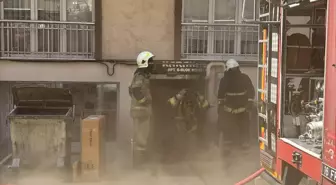 Bursa'da Apartman Çatı Katında Yangın