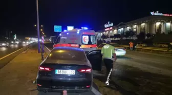 Bursa İnegöl'de Bariyere Çarpan Otomobilin Sürücüsü Ağır Yaralandı