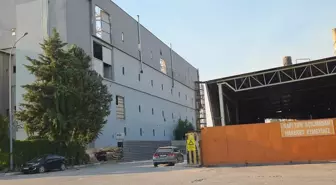 İnegöl'de Çatıdan Düşen İşçi Ağır Yaralandı