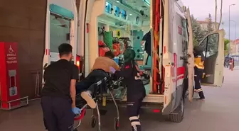 İnegöl'de Yol Verme Tartışması Kanlı Bitti: 4 Yaralı