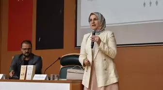 Dijital Dünyada Aile Aklını Korumak Konulu Konferans Bursa'da Gerçekleştirildi