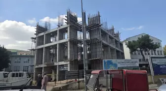 Orhangazi'de İnşaatta Düşen İşçi Hayatını Kaybetti