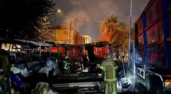 Bursa'da Karavanda Çıkan Yangın Kamyona Sıçradı