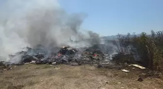 Bursa'da Molozlardan Kaynaklanan Yangın Kontrol Altına Alındı
