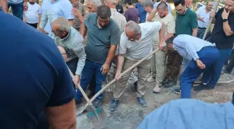 Bursa İl Milli Eğitim Müdürü Ahmet Alireisoğlu'nun Ağabeyi İbrahim Alireisoğlu Toprağa Verildi