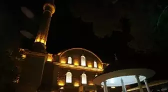 Mevlit Kandili'nde Camiler Dolu