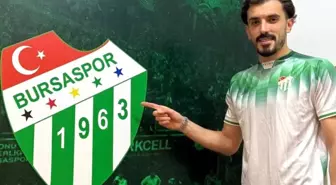Bursaspor Hakkı Türker ile Sözleşme İmzaladı