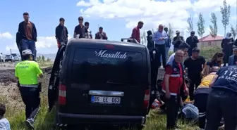 Van'da Trafik Kazası: 8 Yaralı