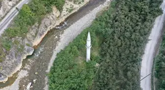Giresun'daki Yıkılan Camii Minaresi, Sel Felaketinin Anıtı Oldu