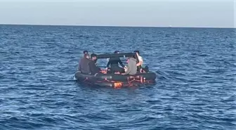 Çanakkale Açıklarında 23 Düzensiz Göçmen Kurtarıldı