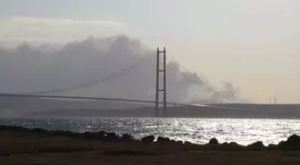 Çanakkale'de Orman Yangınına Havadan ve Karadan Müdahale