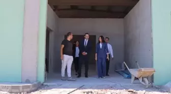 Çanakkale İl Milli Eğitim Müdürü Mine Hayta Gelibolu'da Okul Ziyaretlerinde Bulundu