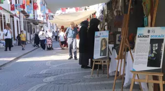 Çankırı'da 4. Uluslararası Tuz Festivali Kapsamında Sanat Sokağı Açıldı
