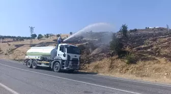 Çemişgezek'te Kuru Ot Yangını Söndürüldü