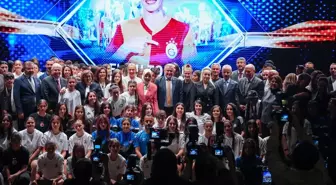 CerModern'de 'II. Kristal Ayaklar Ödül Töreni' düzenlendi