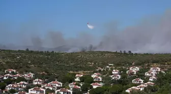 Çeşme'de Yangın Ormanlık Alanlara Sıçradı