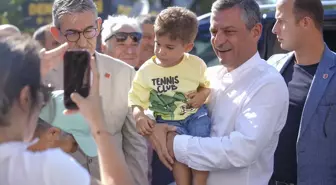 Özgür Özel, Burhaniye'de Partililerle Bir Araya Geldi