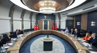 CHP Genel Başkanı Özgür Özel, Fransız Senatörleri Ağırladı