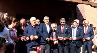 Özgür Özel: Eşit Yurttaşlık ve Kültürel Birlik Vurgusu