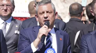 CHP Genel Başkanı Özgür Özel, Partinin Birliği ve Dayanışması Üzerine Konuştu