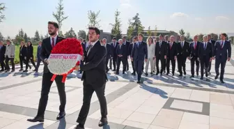 CHP, 102. Kuruluş Yıl Dönümünde Önceki Genel Başkanlarını Ziyaret Etti