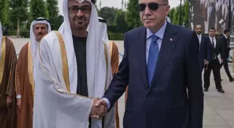 Cumhurbaşkanı Erdoğan, BAE Devlet Başkanı Al Nahyan'ı resmi törenle karşıladı