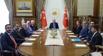Cumhurbaşkanı Erdoğan, Kamu Başdenetçisi Akarca'yı kabul etti