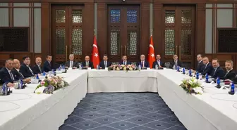 Cevdet Yılmaz, TİSK Yönetimi ile OVP Hazırlıklarını Görüştü