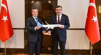 Cevdet Yılmaz ve AJet Genel Müdürü Kerem Sarp, Hava Taşımacılığı Üzerine Görüşme Gerçekleştirdi